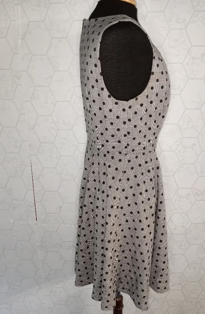 ELLE Plaid polka-dot flare dress in gray/black - Picture 15 of 16